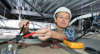 Is Electrical Work Suitable for Women? A Look at the Success Stories of Three Female Career Changers